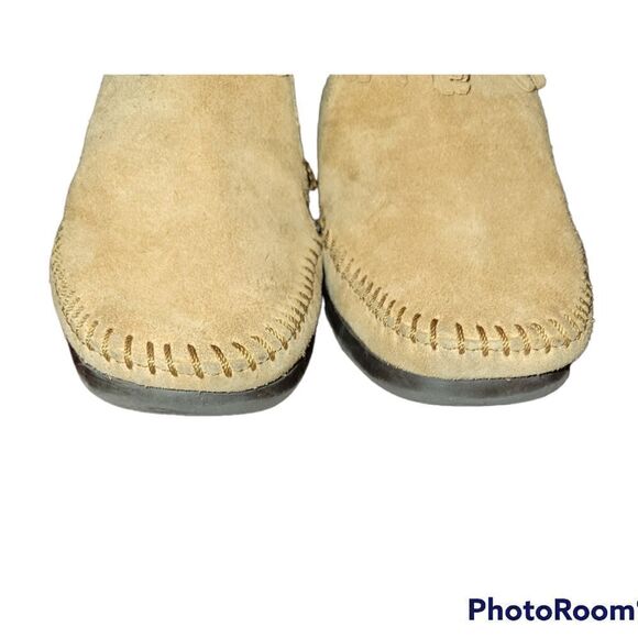 Minnetonka Moccasins 297T - Women's  Fringe Boot Bootie - Taupe Suede 5.5 - Picture 11 of 13